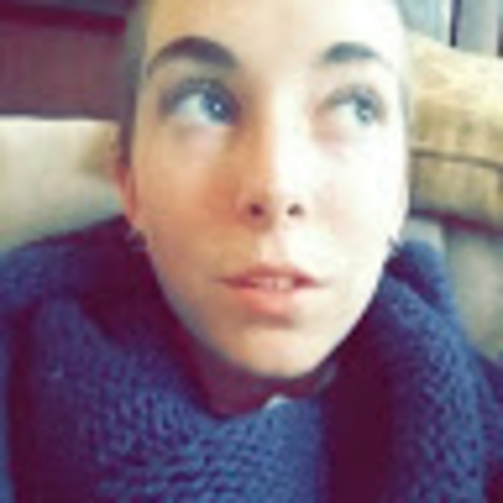 Meet your Posher, Caitlyn